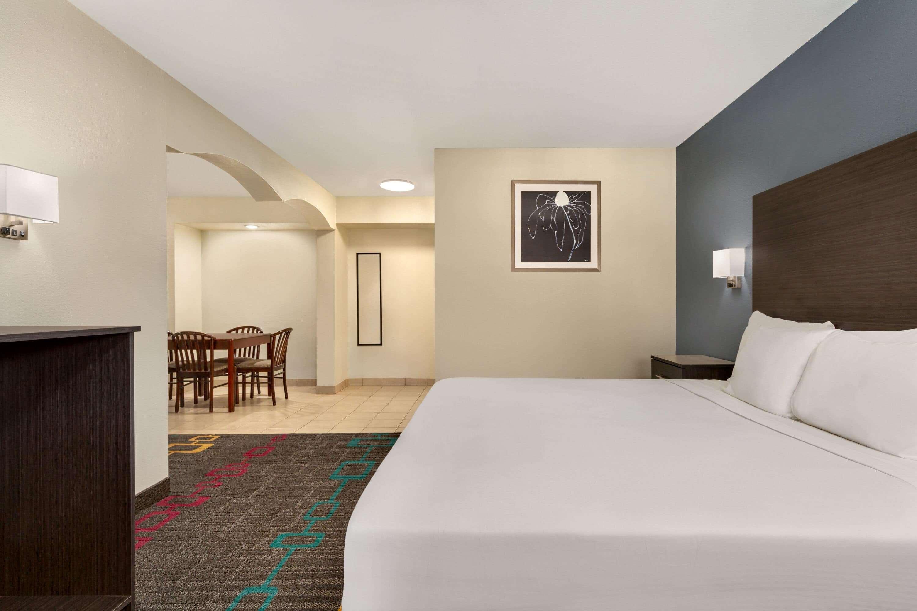 Days Inn By Wyndham Lawton Bagian luar foto